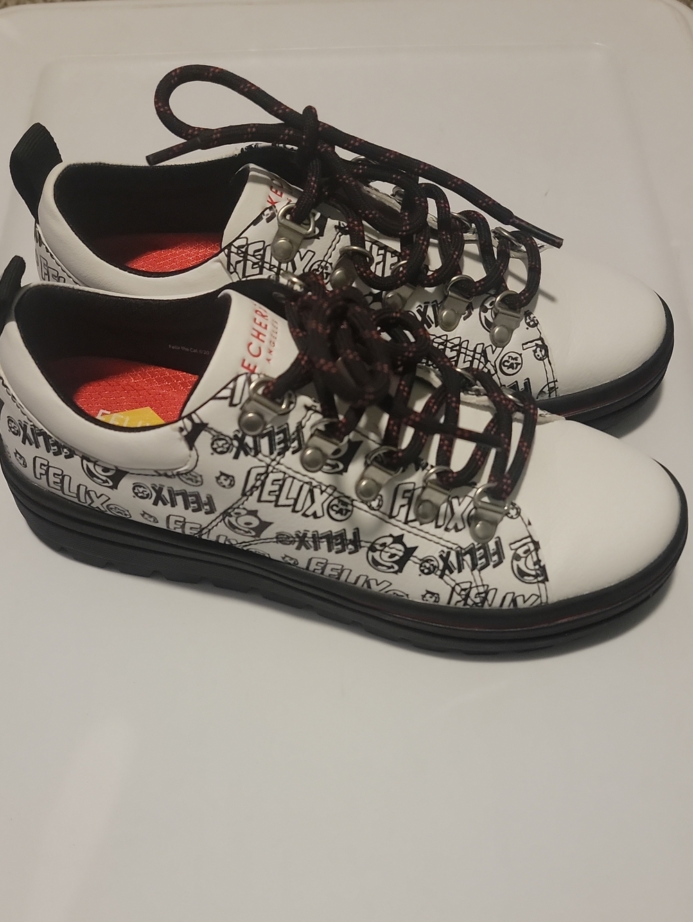 Skechers Heritage Felix The Cat Street Cleats Happy Feel, Lug Sole, Size 6.5 EUC